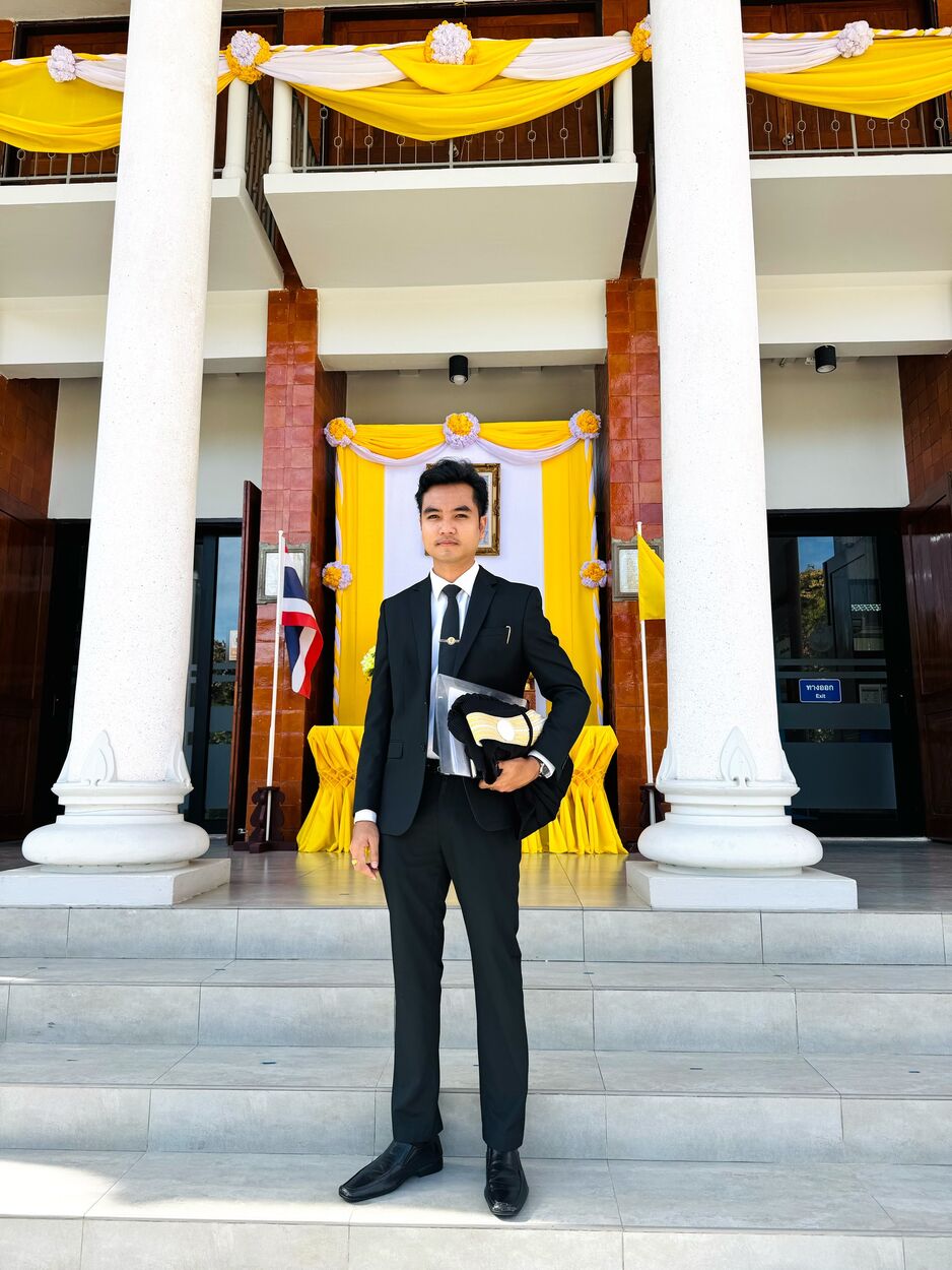 ร่างสัญญาและคำร้องทางกฎหมาย